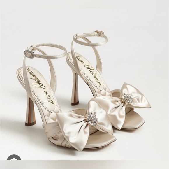 Sam Edelman Shoes - Size 9 Sam Edelman Cream Bow Heels